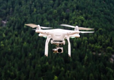 dji-mavic-3-drone-4k-con-stabilizzazione-e-sensori-anti-collisione